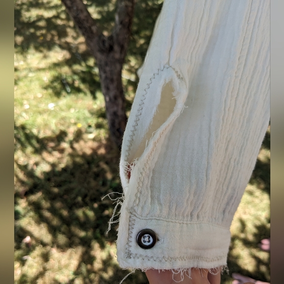 SOLD- NWT- Free People Summer Daydream V-Neck Babydoll Shirtdress. - Picture 10 of 11